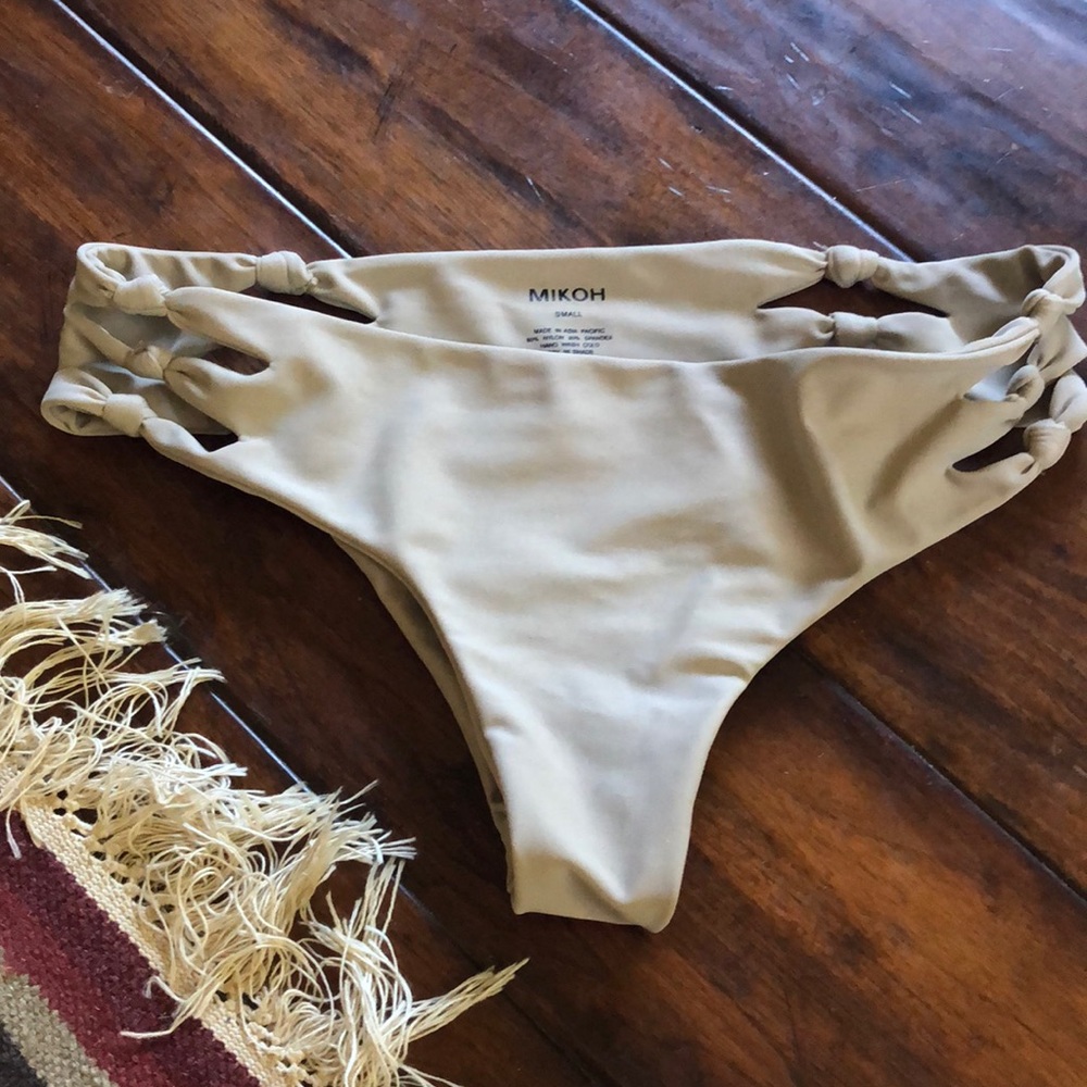 mikoh bottoms